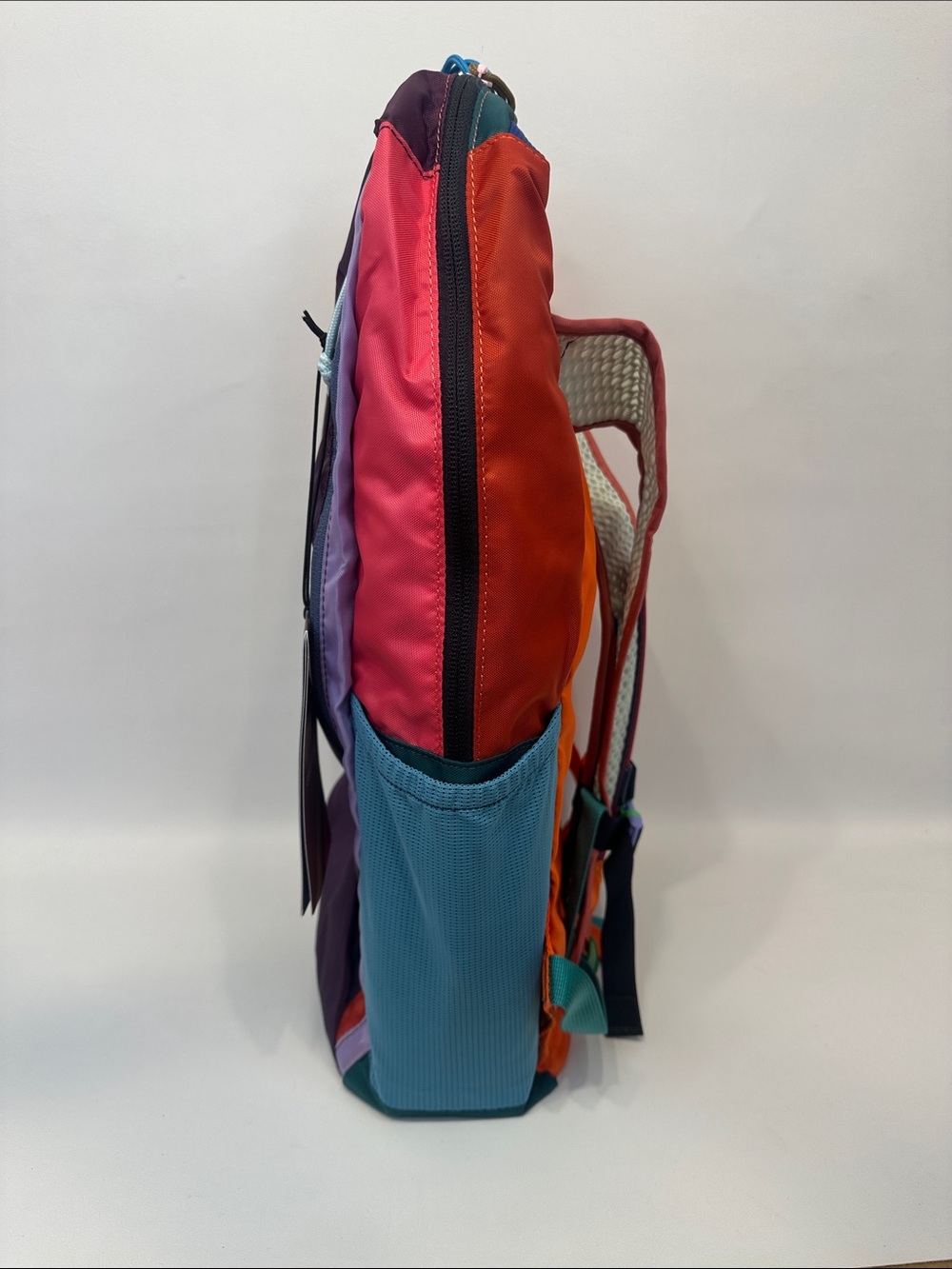 Cotopaxi Batac Del Día 16L Backpack One-of-a-Kind Multicolor Lightweight Daypack - Picture 3 of 7